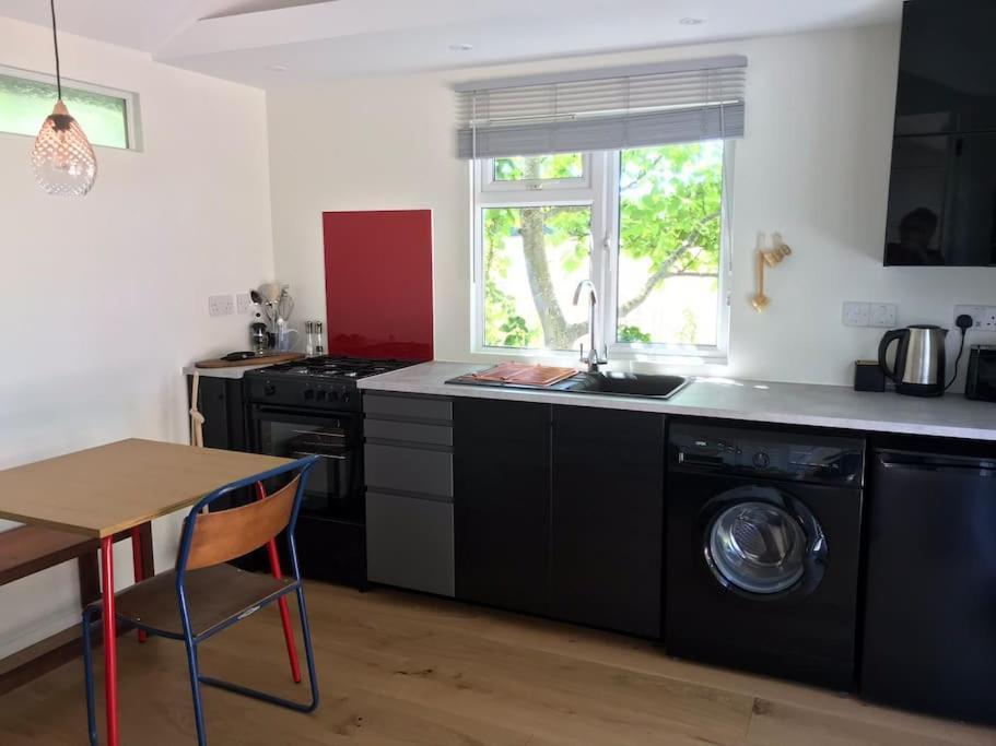 The Bay Cabin, Secluded Retreat Freshwater Bay מראה חיצוני תמונה